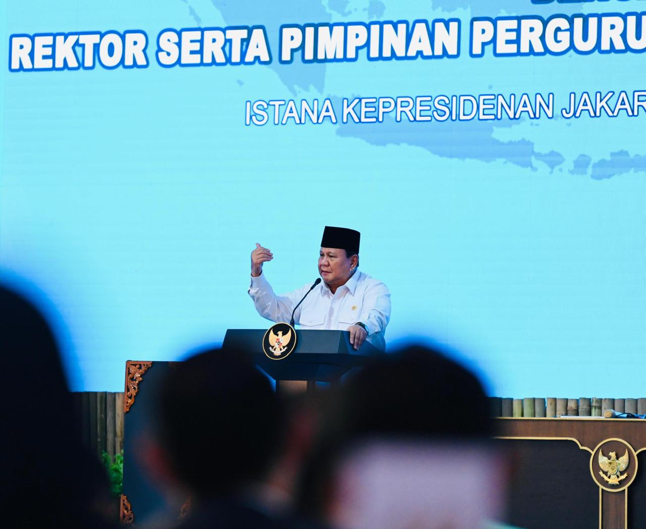 silaturahmi-prabowo-dengan-rektor-sinergi-pemerintah-dan-pendidikan-tinggi-untuk-masa-depan-bangsa-14032025-012212.jpg