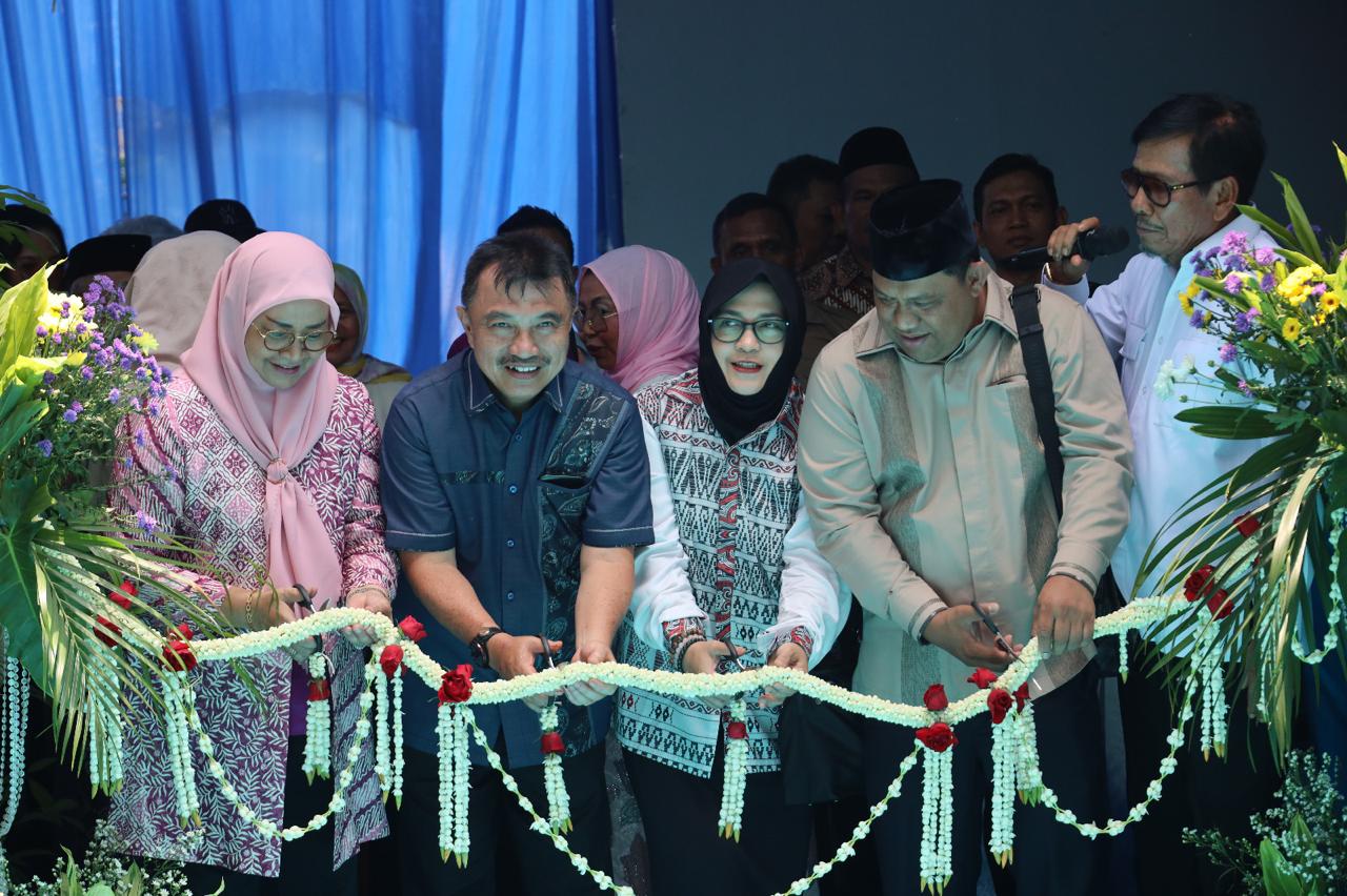 Wawali Harris Bobihoe Pastikan SPPG Penuhi Standar Higienitas Dan Disiplin Aturan