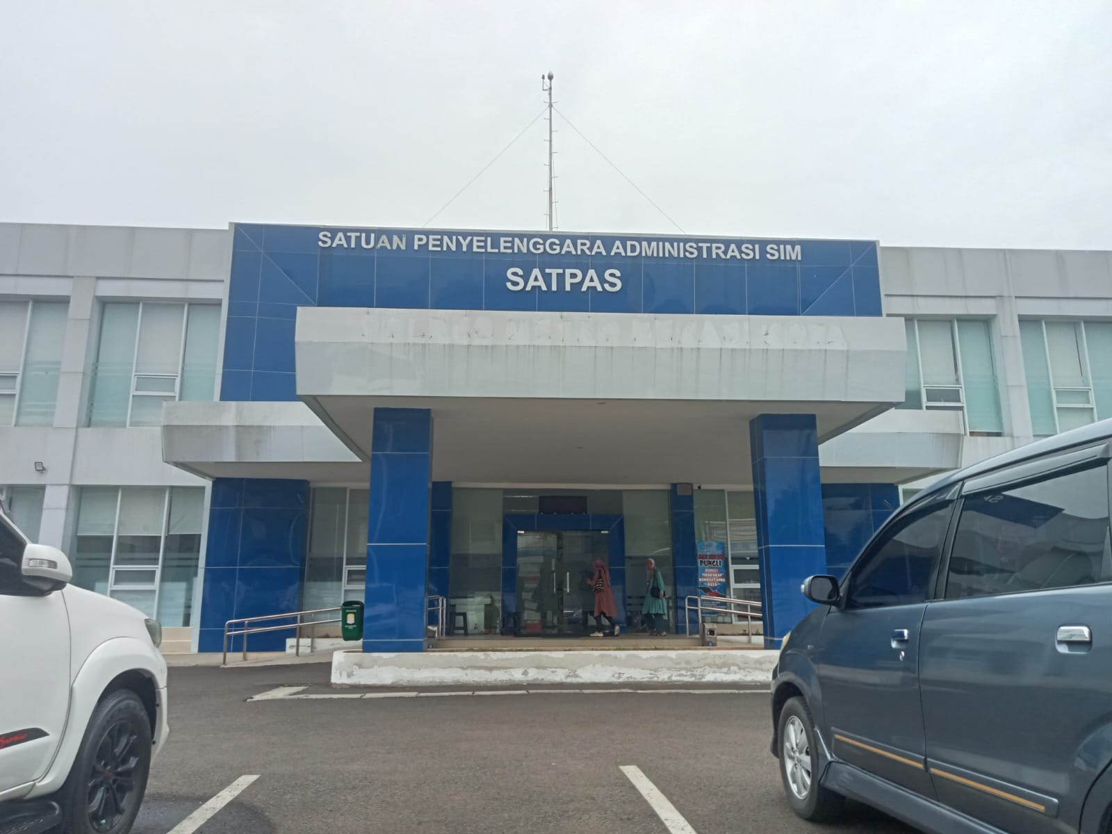 Cerita Pemohon SIM di Satpas Kota Bekasi: Dari Tes Hingga Terbit Cerita Pemohon SIM di Satpas Kota Bekasi: Dari Tes Hingga Terbit