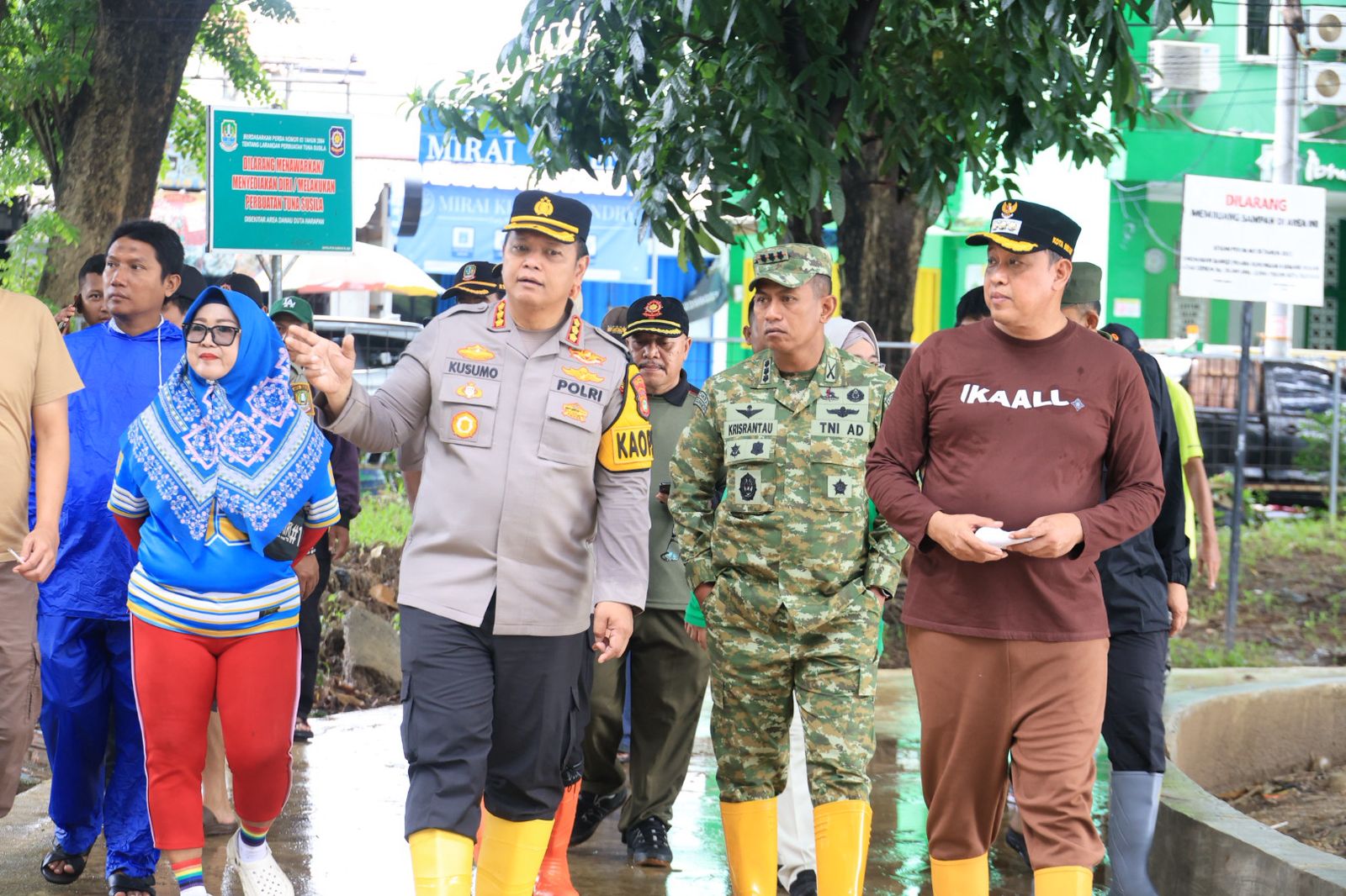 Sesuai Atensi Dari Presiden RI, Wali Kota Bekasi Bersama Forkopimda Gelar Korve di Sekitar Danau Duta Harapan
