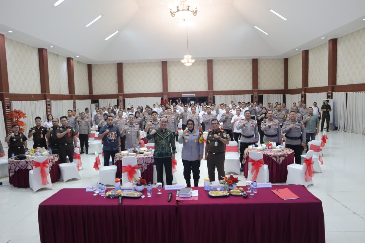 Perkuat Sinergi Penegak Hukum, Polres Metro Bekasi Adakan Sosialisasi KUHP dan KUHAP Baru