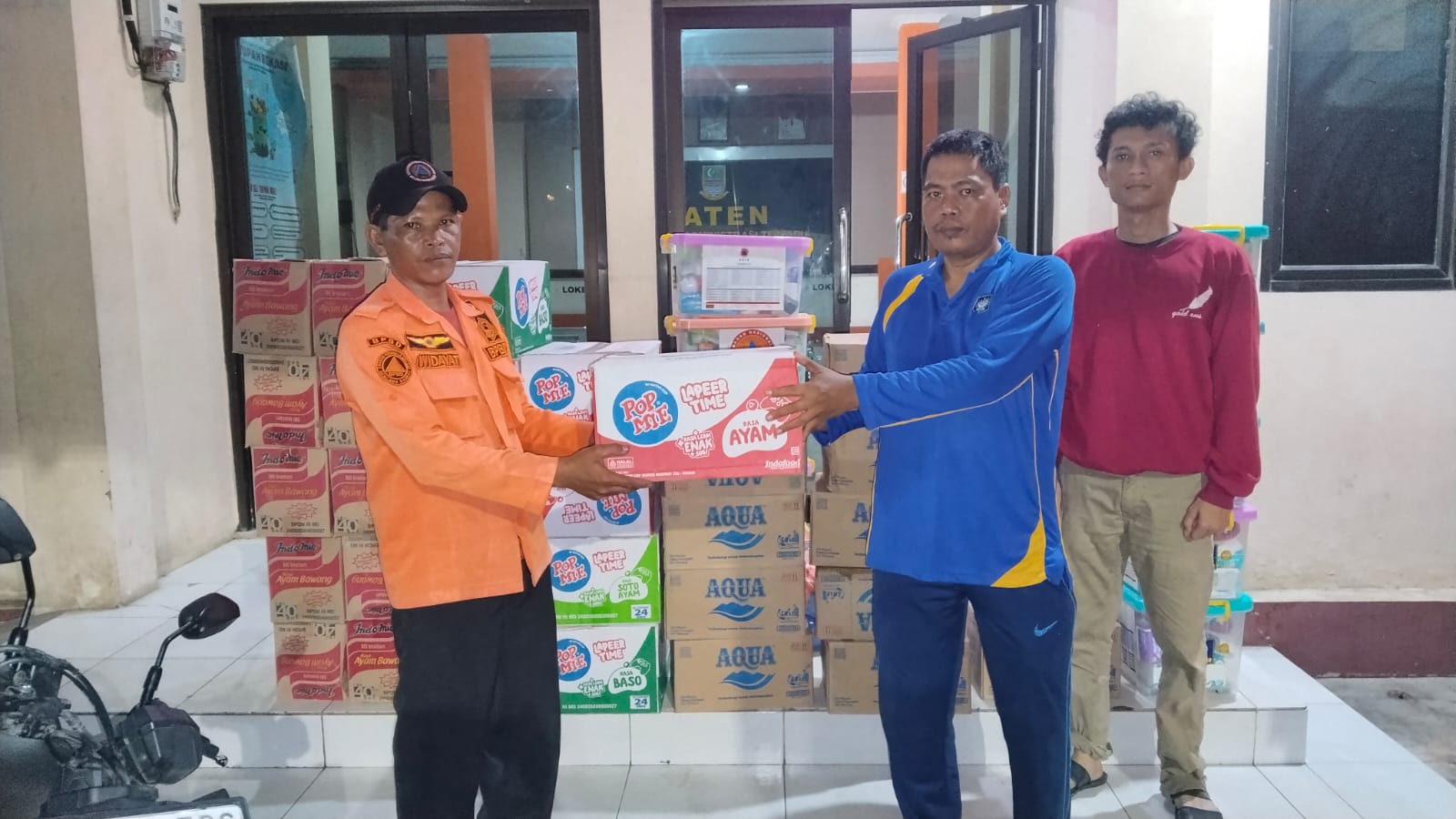 Pemkab Bekasi Salurkan Bantuan Ramadan untuk Warga Terdampak Banjir