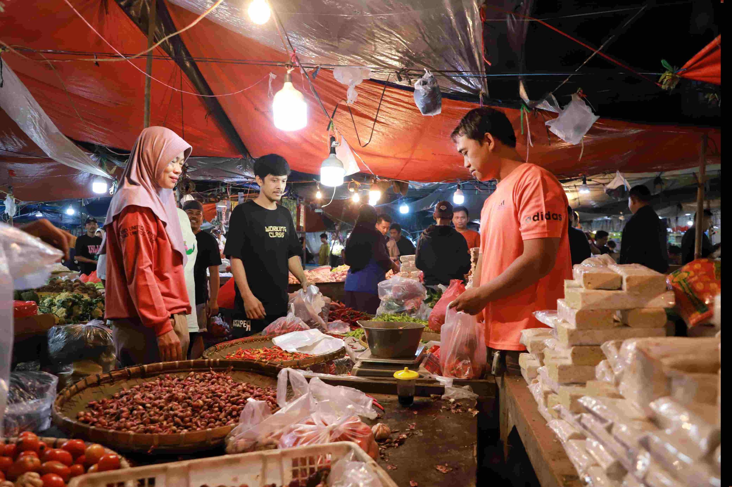 Selama Ramadan, Disdag Pastikan Barang Kebutuhan Pokok di Kabupaten Bekasi Aman Terkendali