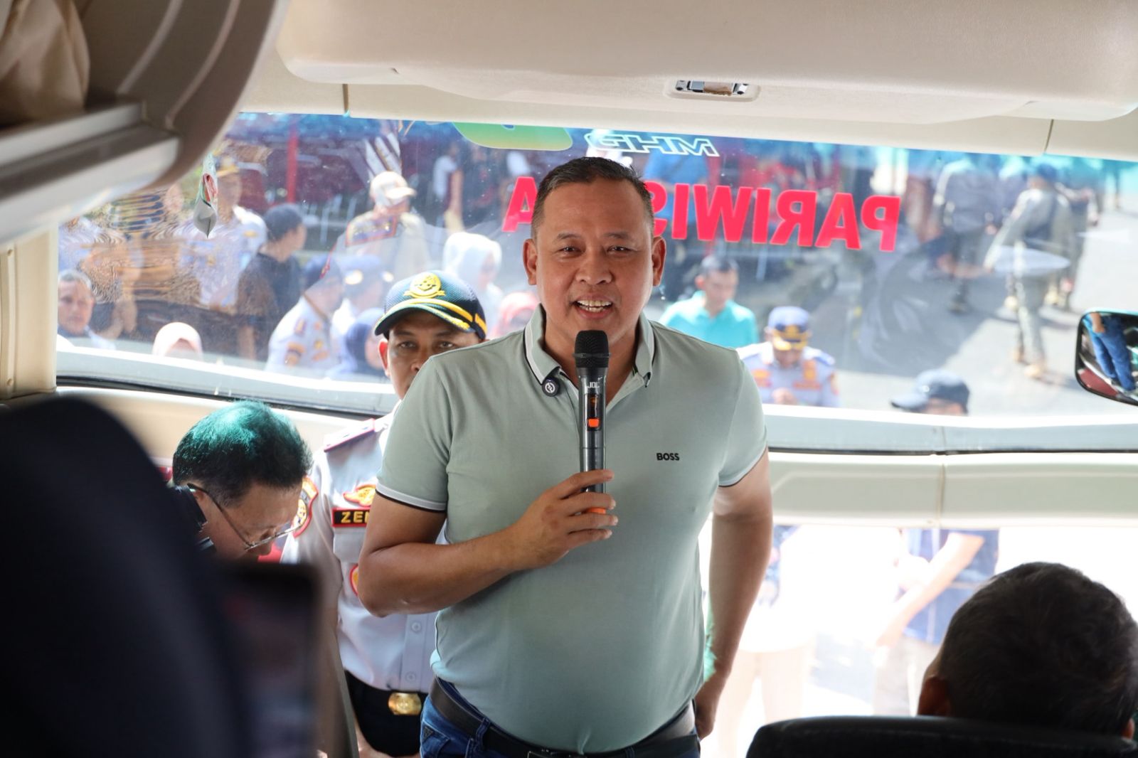 Tri Adhianto Lepas 27 Armada Mudik Gratis 2026, Layani 1.458 Warga Kota Bekasi Tri Adhianto Lepas 27 Armada Mudik Gratis 2026, Layani 1.458 Warga Kota Bekasi