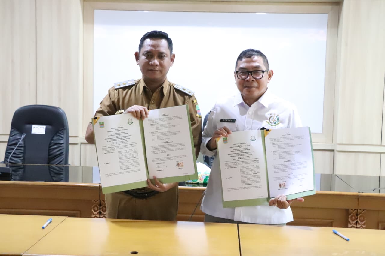 Pemkab Bekasi dan Kejari Perkuat Sinergi, Teken PKS Bantuan Hukum Perdata dan TUN Pemkab Bekasi dan Kejari Perkuat Sinergi, Teken PKS Bantuan Hukum Perdata dan TUN