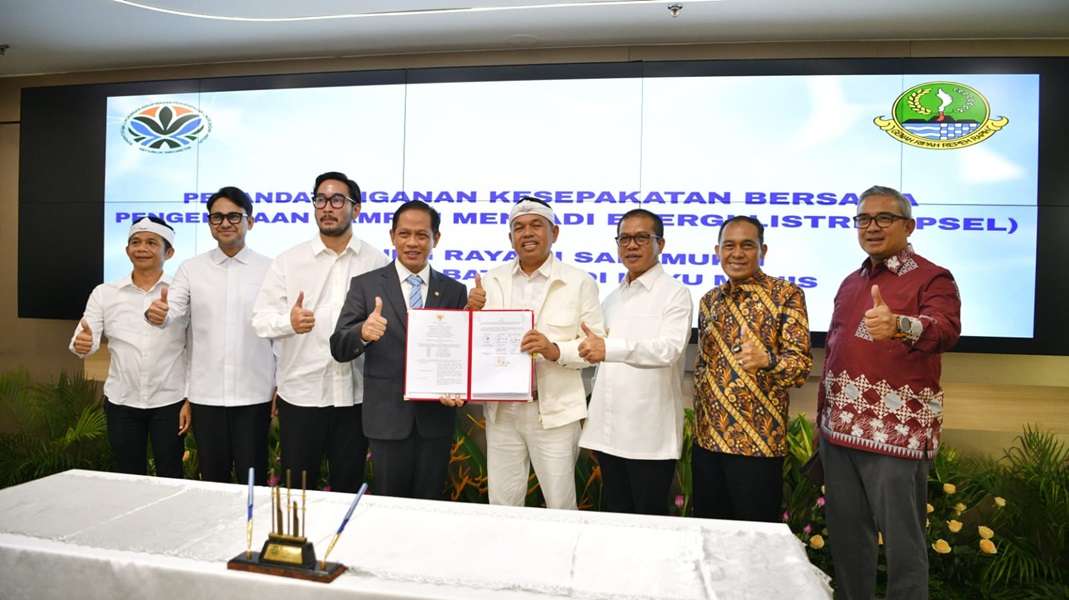 DM Tandatangani Kesepakatan Bersama tentang Penanganan Sampah Menjadi Energi Listrik DM Tandatangani Kesepakatan Bersama tentang Penanganan Sampah Menjadi Energi Listrik