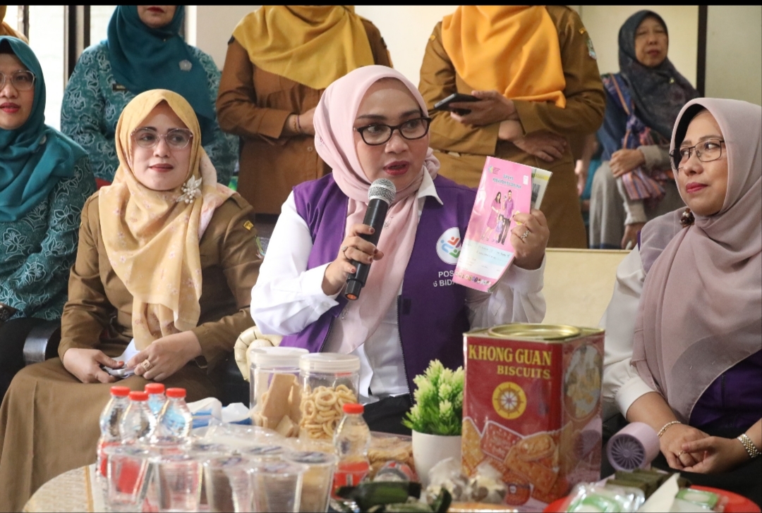 TP PKK Kota Bekasi Monitoring 6 SPM di Posyandu Kenari, Dorong Edukasi Vaksinasi dan Transformasi Layanan Terintegrasi