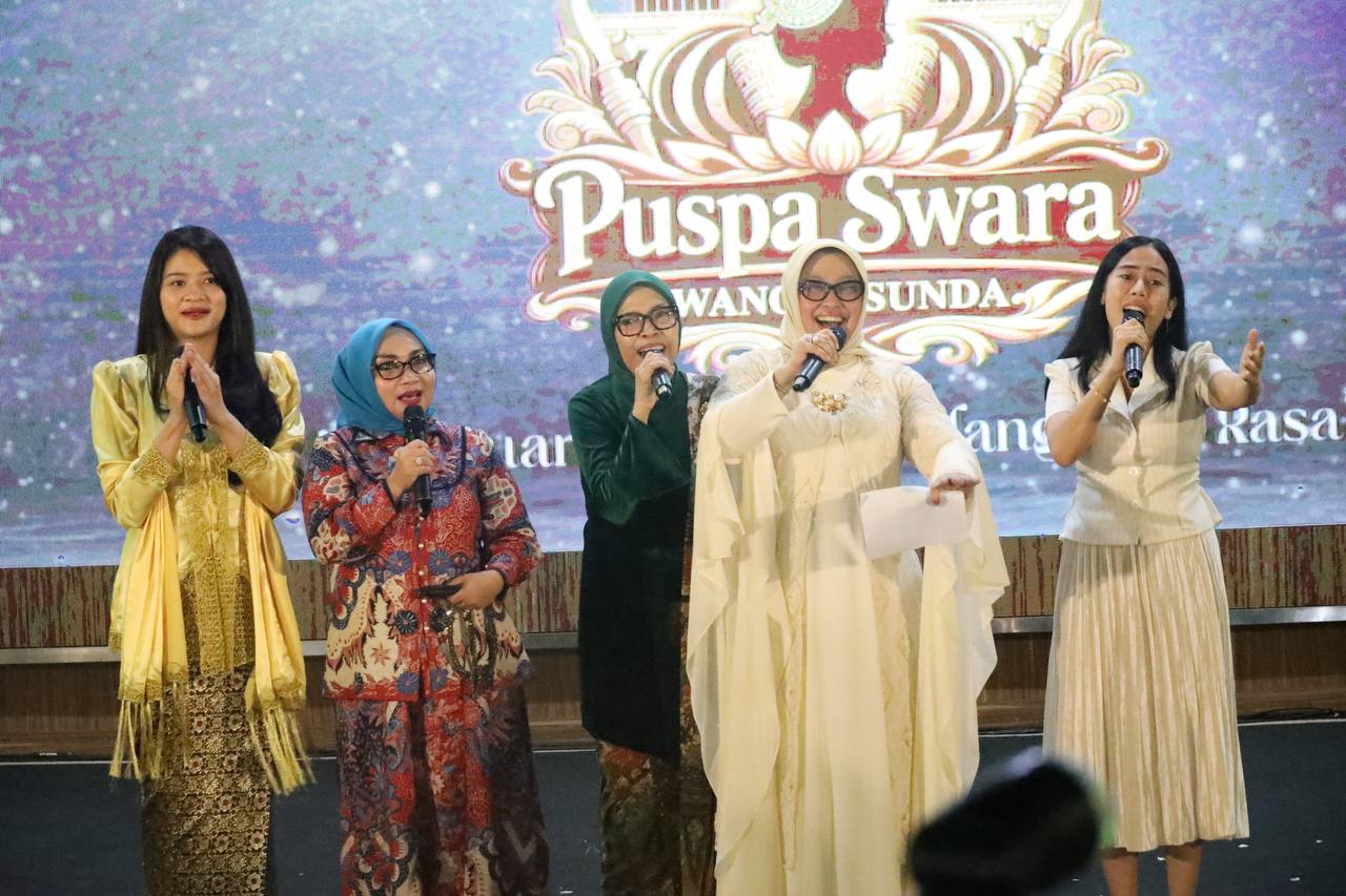 TP. PKK Kec. Bekasi Barat Wakili Kota Bekasi di Ajang Padus Puspa Swara Wanoja Sunda