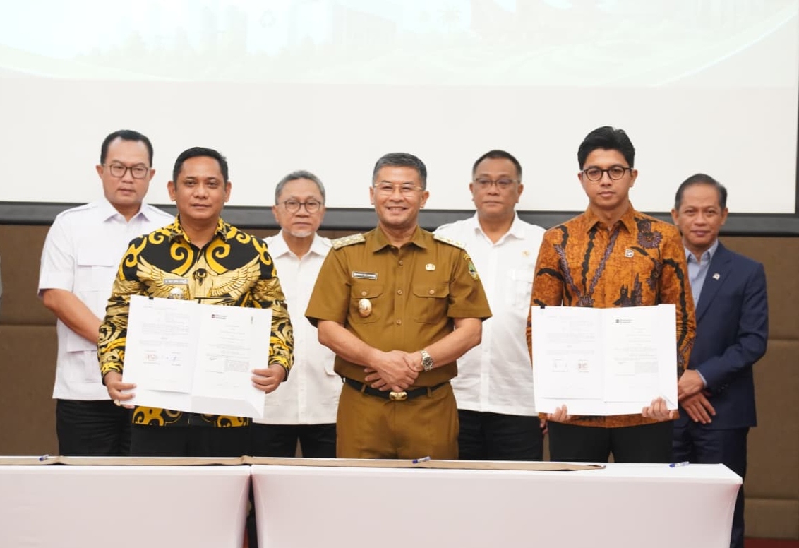 Percepat Penanganan Sampah, Pemkab Bekasi Tandatangani MoU PSEL dengan Danantara