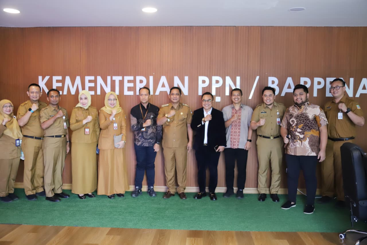 Pemkab Bekasi Kawal Realisasi PSN, Usulkan Underpass dan Normalisasi Sungai ke Bappenas Pemkab Bekasi Kawal Realisasi PSN, Usulkan Underpass dan Normalisasi Sungai ke Bappenas