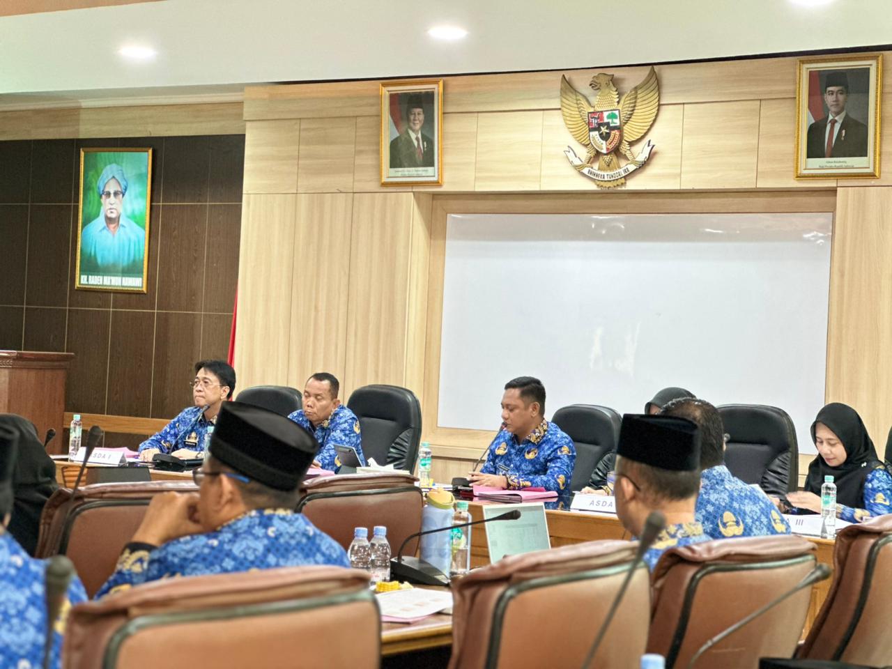Rapim Evaluasi 2026, Pemkab Bekasi Fokus Percepat Pelaksanaan Pembangunan Rapim Evaluasi 2026, Pemkab Bekasi Fokus Percepat Pelaksanaan Pembangunan
