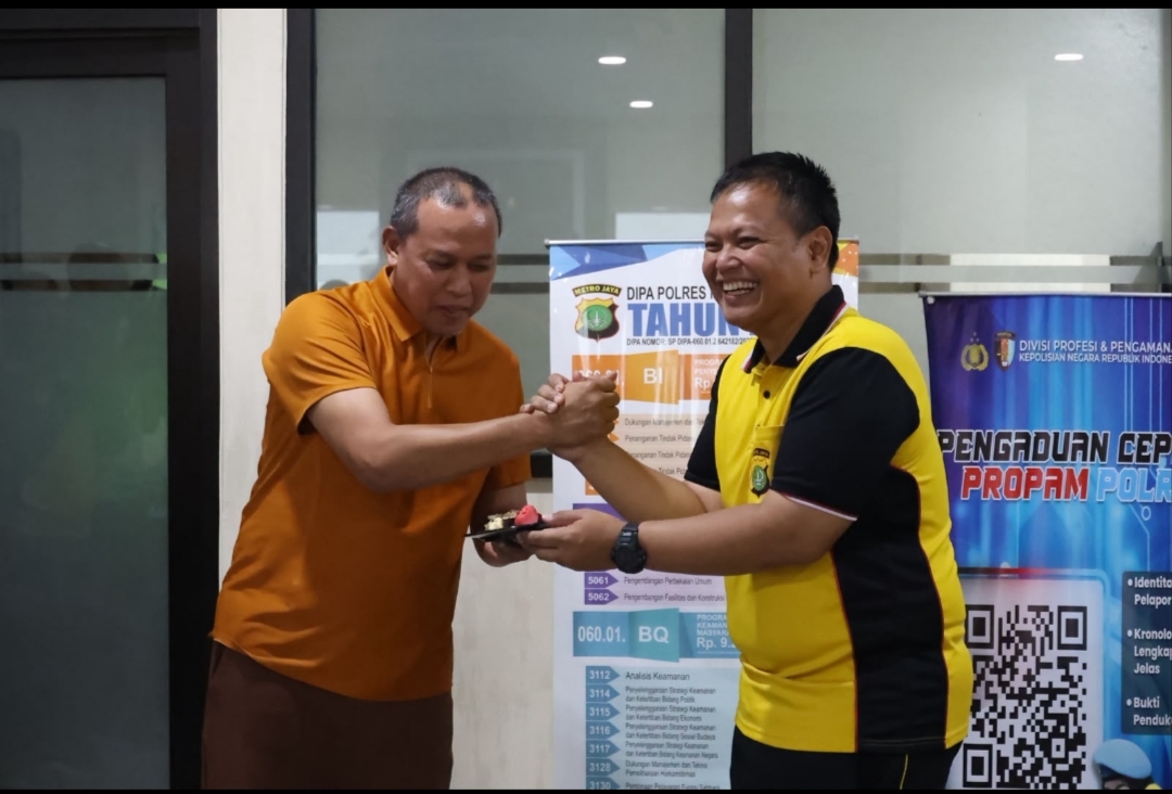 Wali Kota Bekasi bersama Polres Metro Bekasi Kota Gelar Doa Bersama Peringati HUT Bhayangkara ke-80