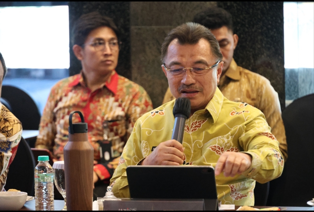Hadiri Undangan BSKDN Wawali Harris Bobihoe : Perkuat Sinergi Pusat Dan Daerah Dalam Peningkatan Layanan Kesehatan Masyarakat Hadiri Undangan BSKDN Wawali Harris Bobihoe : Perkuat Sinergi Pusat Dan Daerah Dalam Peningkatan Layanan Kesehatan Masyarakat