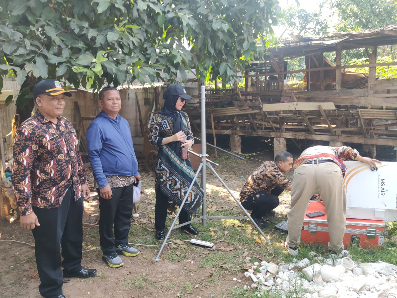 Dugaan Pencemaran Lingkungan di Sumur Batu, DLH Kota Bekasi Lakukan Investigasi Dugaan Pencemaran Lingkungan di Sumur Batu, DLH Kota Bekasi Lakukan Investigasi