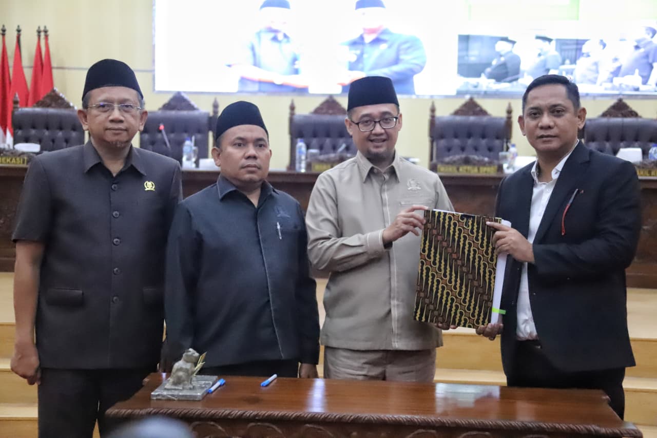 Pemkab Bekasi dan DPRD Sepakati Raperda Pelaksanaan Pertanggungjawaban APBD 2025, Perkuat Akuntabilitas Tata Kelola Keuangan Daerah
