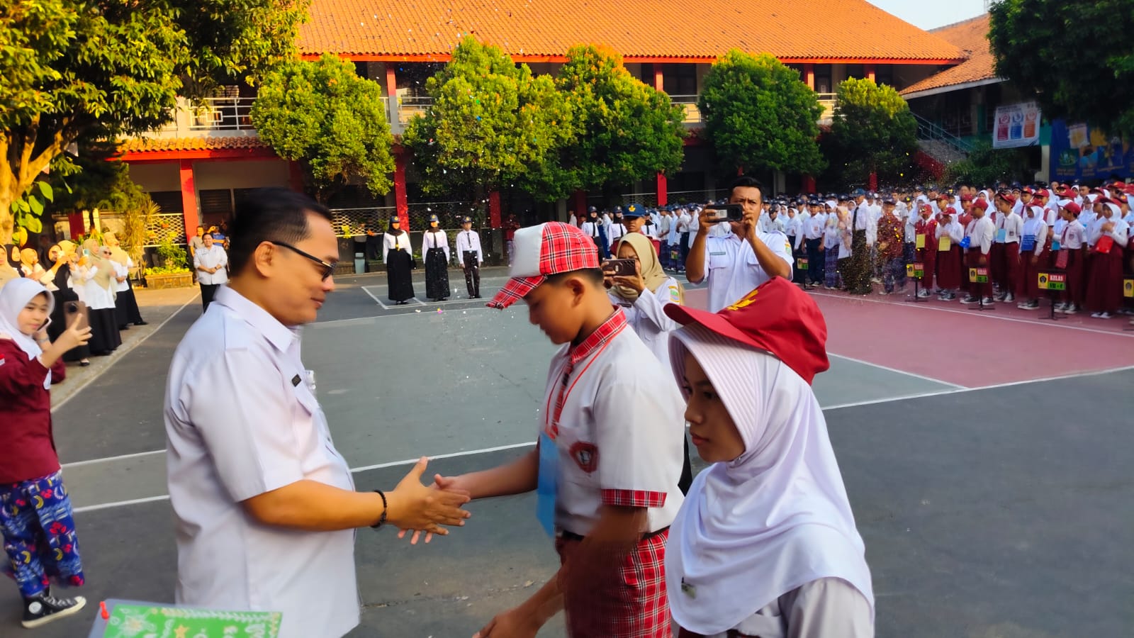 Hari Pertama MPLS, Disdik Tegaskan Sekolah Wajib Ciptakan Lingkungan Aman dan Ramah